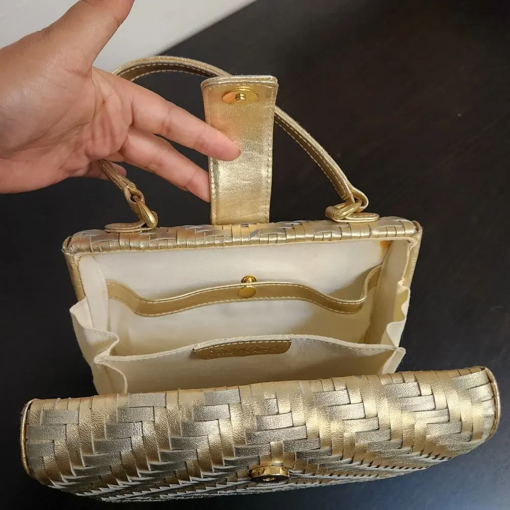 Gold Coast Gold/Metalic Woven Leather Design - Picture 10 of 10